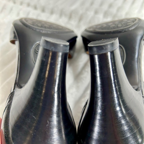 Sofft Black Patent Leather T Strap Open Toe Carlina High Heel Sandal Size 7M - Picture 10 of 13